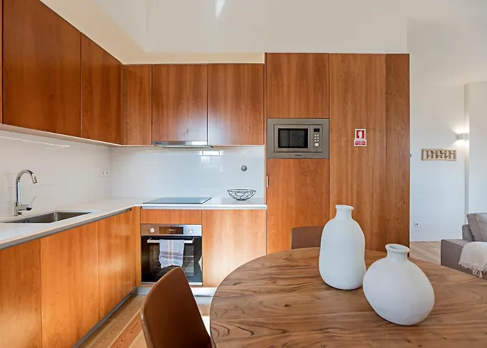 Wonderful Flat Near River W/ Ac By Lovelystay Διαμέρισμα *