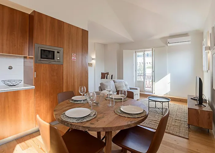 Wonderful Flat Near River W/ Ac By Lovelystay * Πόρτο