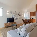 Wonderful Flat Near River W/ Ac By Lovelystay Porto