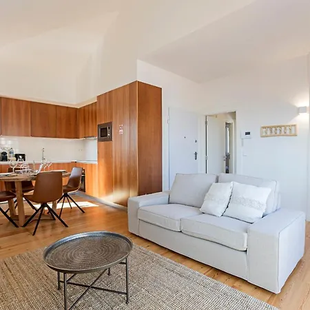 Wonderful Flat Near River W/ Ac By Lovelystay Appartamento Oporto