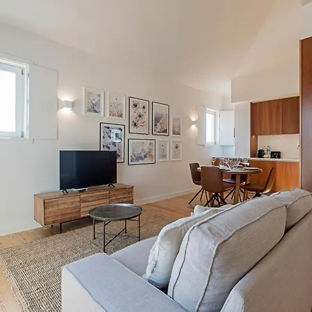 Wonderful Flat Near River W/ Ac By Lovelystay Porto