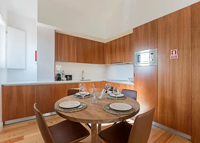 Wonderful Flat Near River W/ Ac By Lovelystay 아파트 *